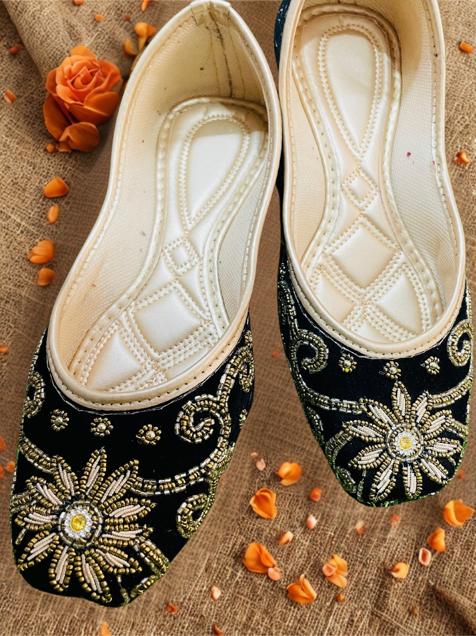 KAVE Embroidered Velvet Jutti – Maroon & Gold