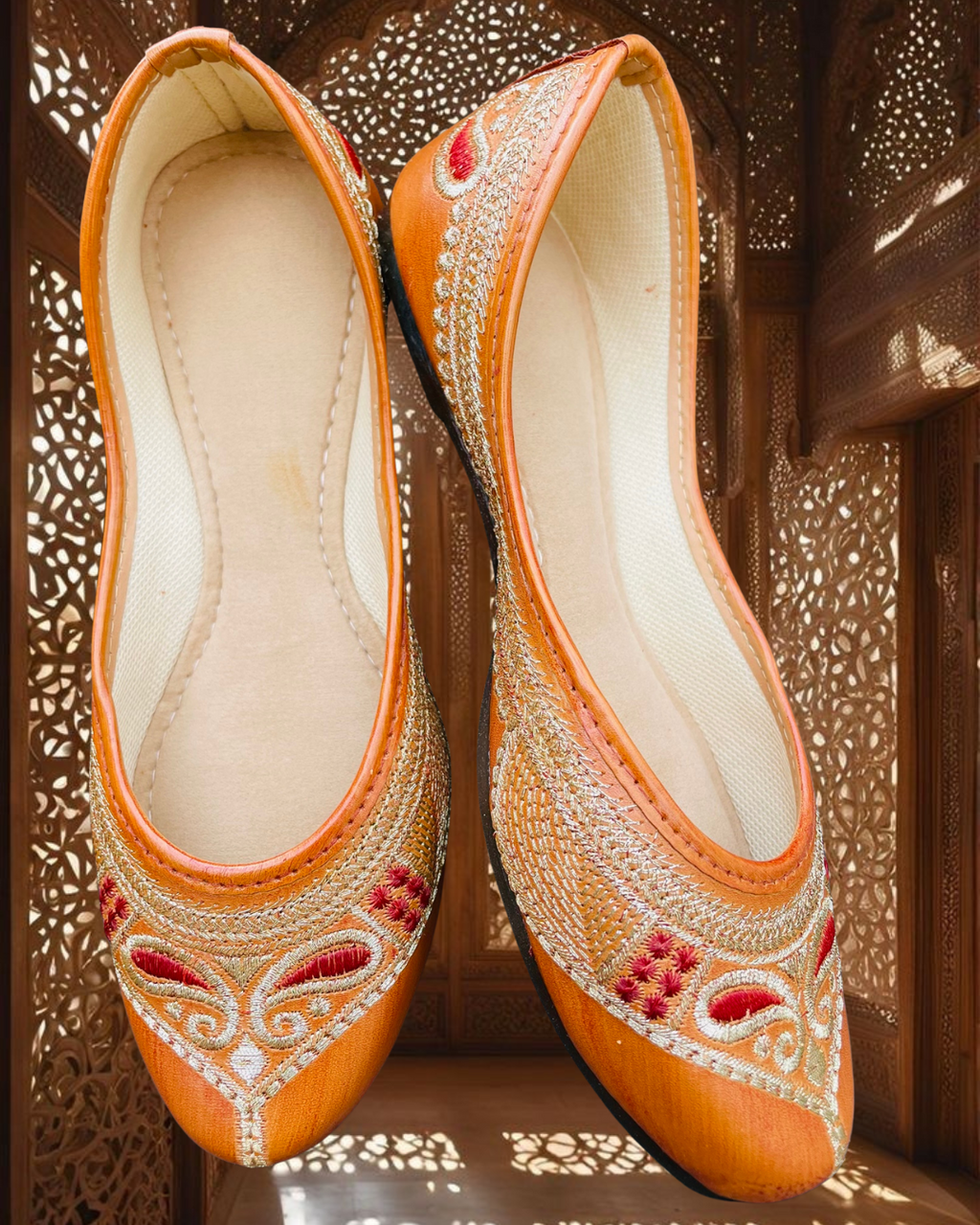 Zariya Glow Jutti – Amber Gold Delight