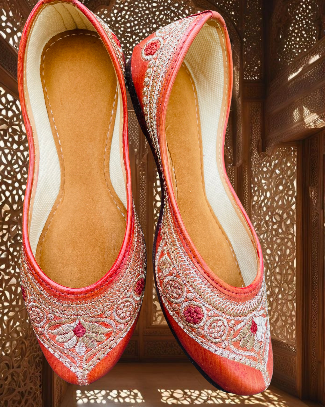 Rosé Radiance Embroidered Jutti