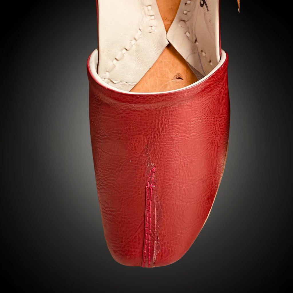 The Classic Dark vines  Jutti