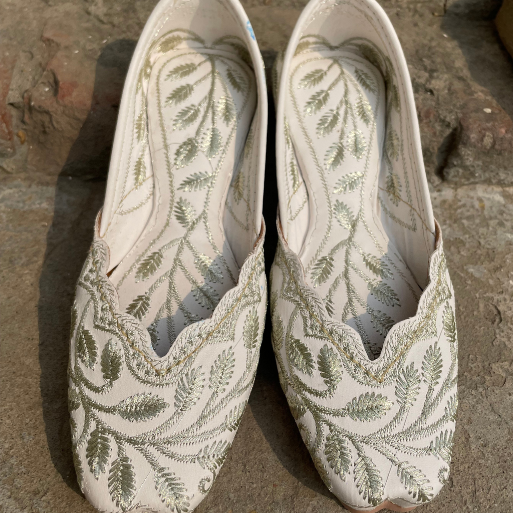 Ivory Grace - Lohari Collection 2025