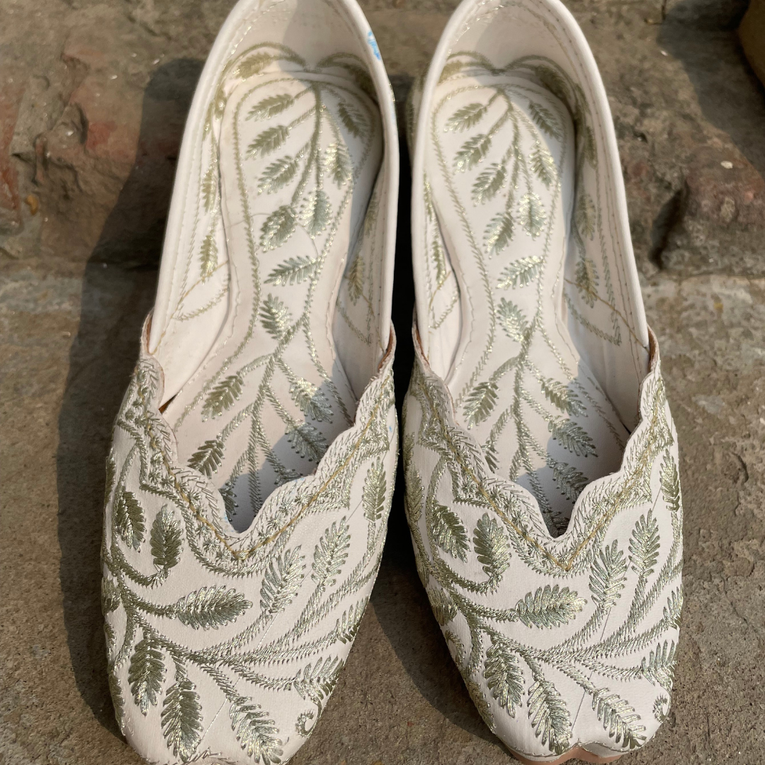 Ivory Grace - Lohari Collection 2025