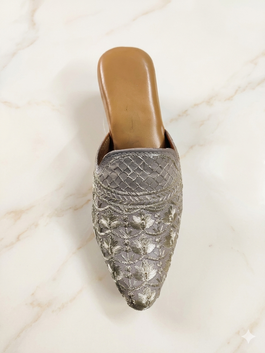 Heel Jutti 2