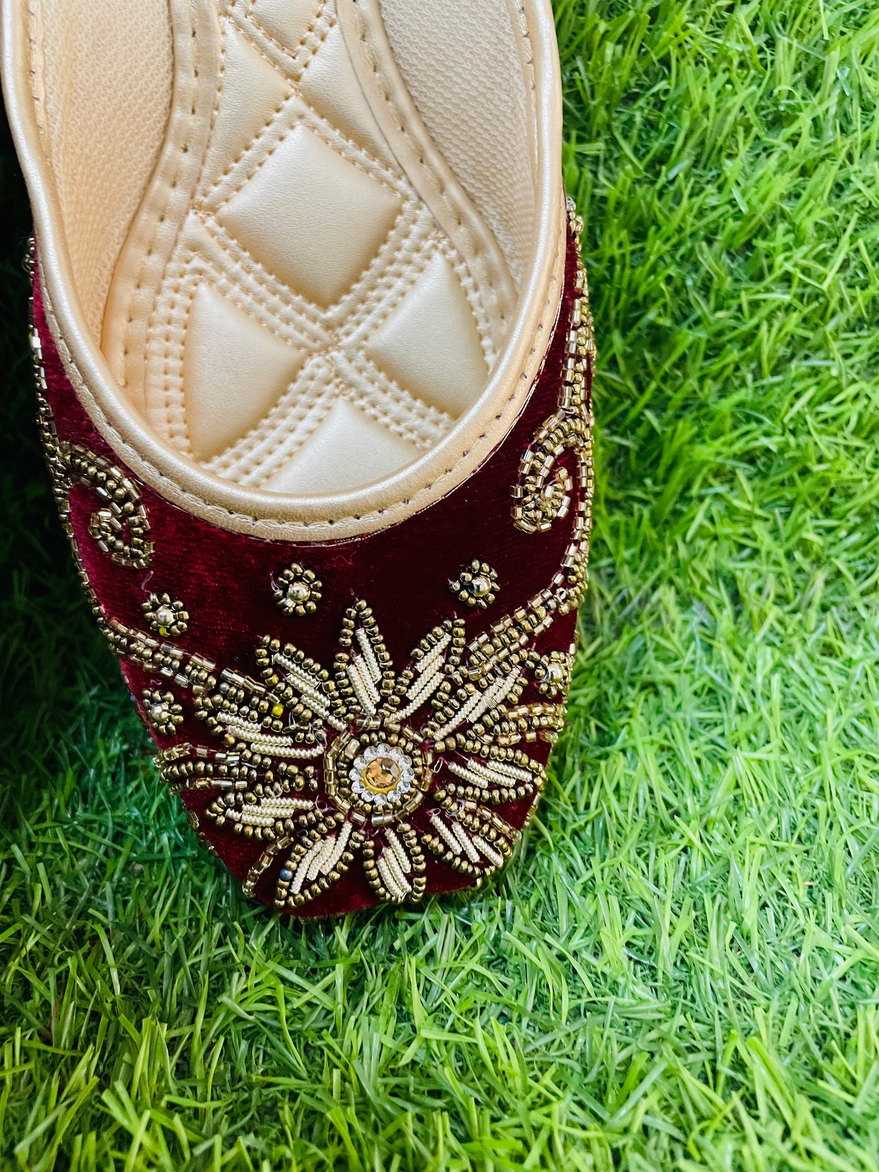 KAVE Regal Bloom Velvet Jutti – Maroon & Antique Gold